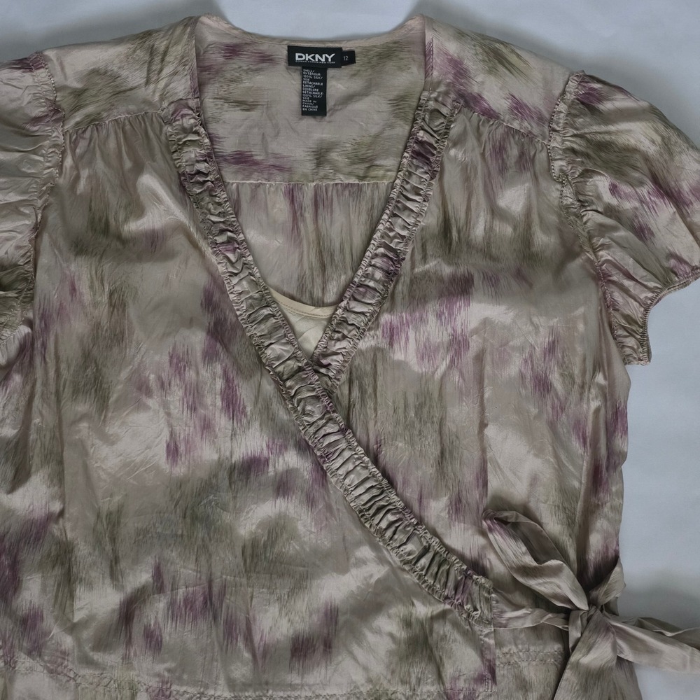 DKNY Donna Karan New York 100% Silk Abstract Print Wrap Blouse Women's Size 12 - Picture 4 of 12